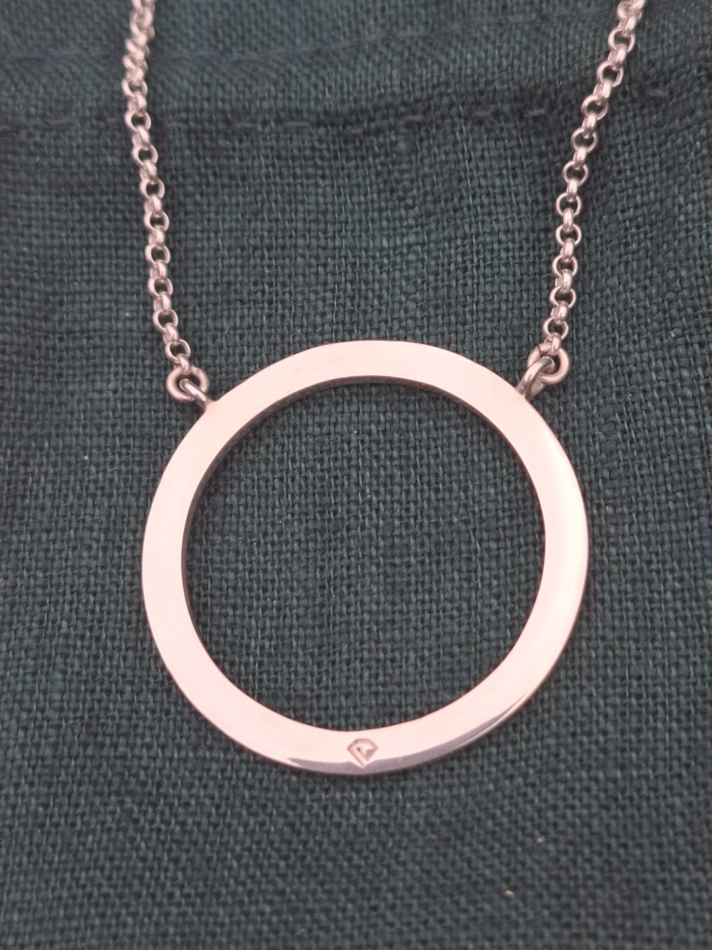 Only silver pendant with chain