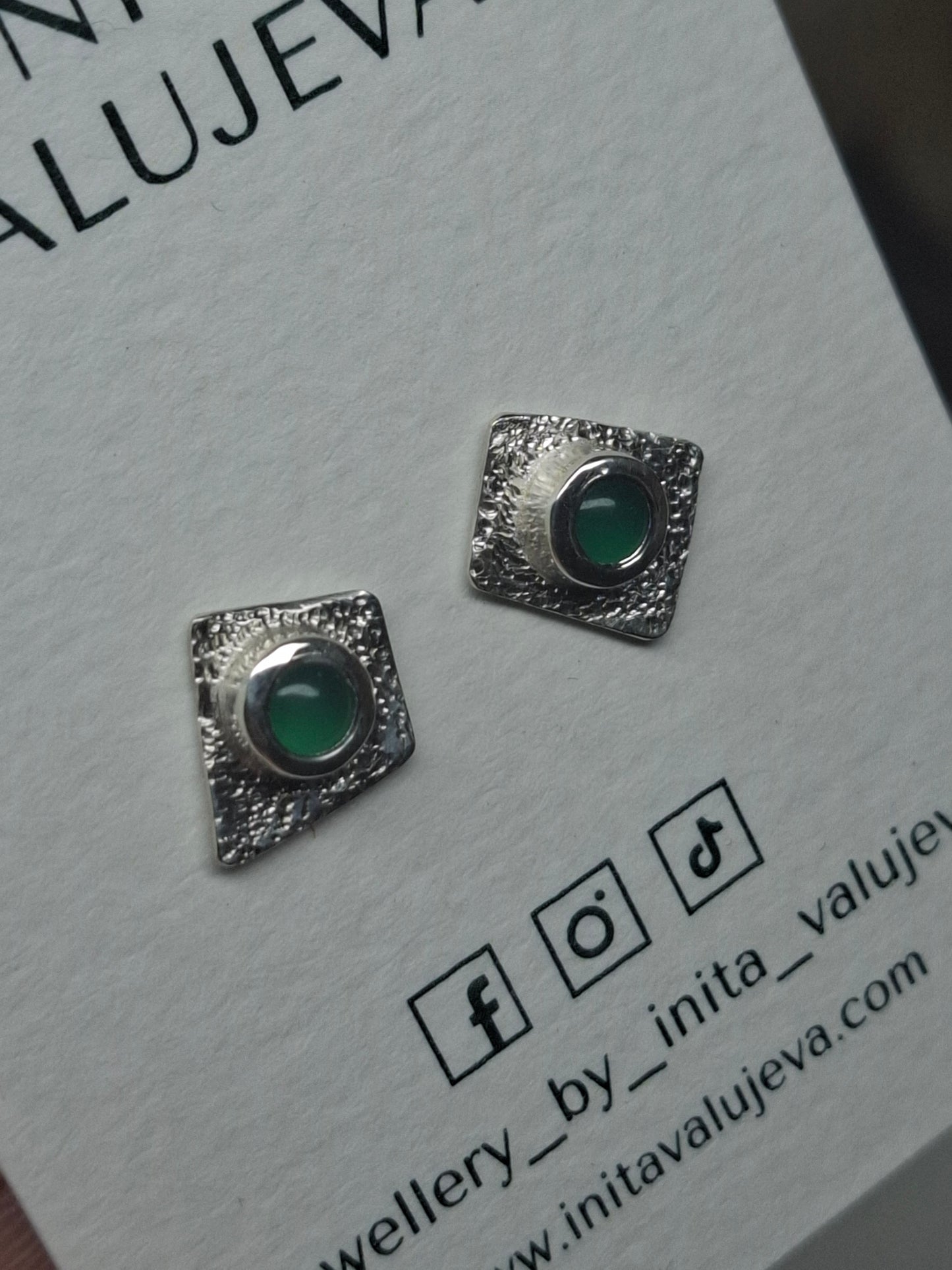 Chalcedony silver earrings
