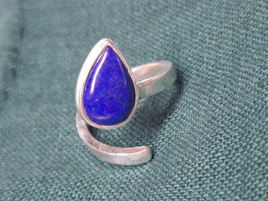 Lapis lazuli, silver ring