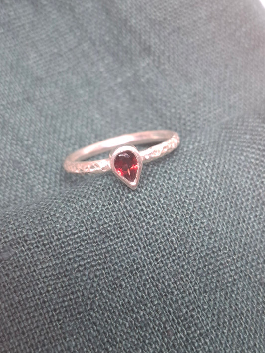 Garnet, silver ring
