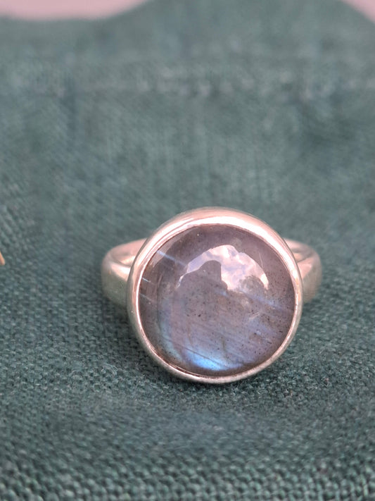 Labradorite, silver ring