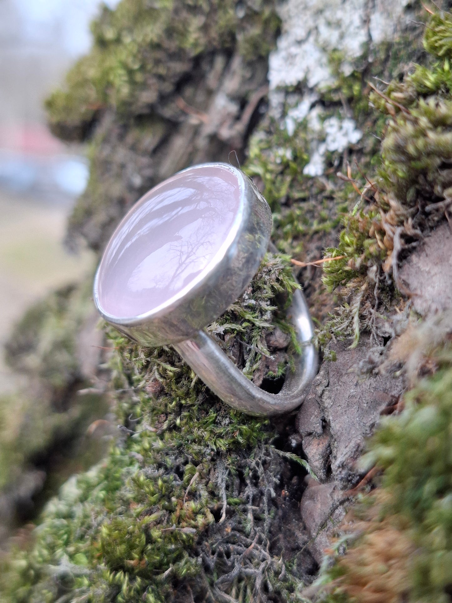 Rose quartz, silver ring
