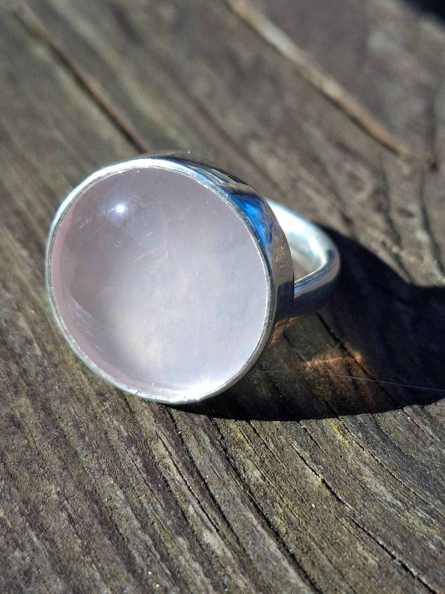 Rose quartz, silver ring